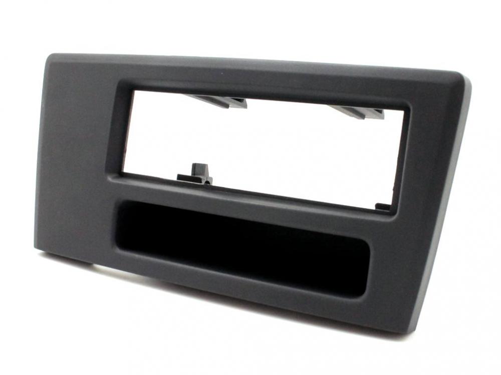 1-Din Radiosovitelevy Volvo S70/V70/S60 00-04