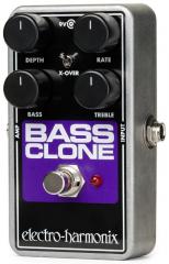 Electro-Harmonix Bass Clone choruspedaali