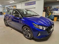 Hyundai i20 2021 kaiuttimien ja subwooferin asennus